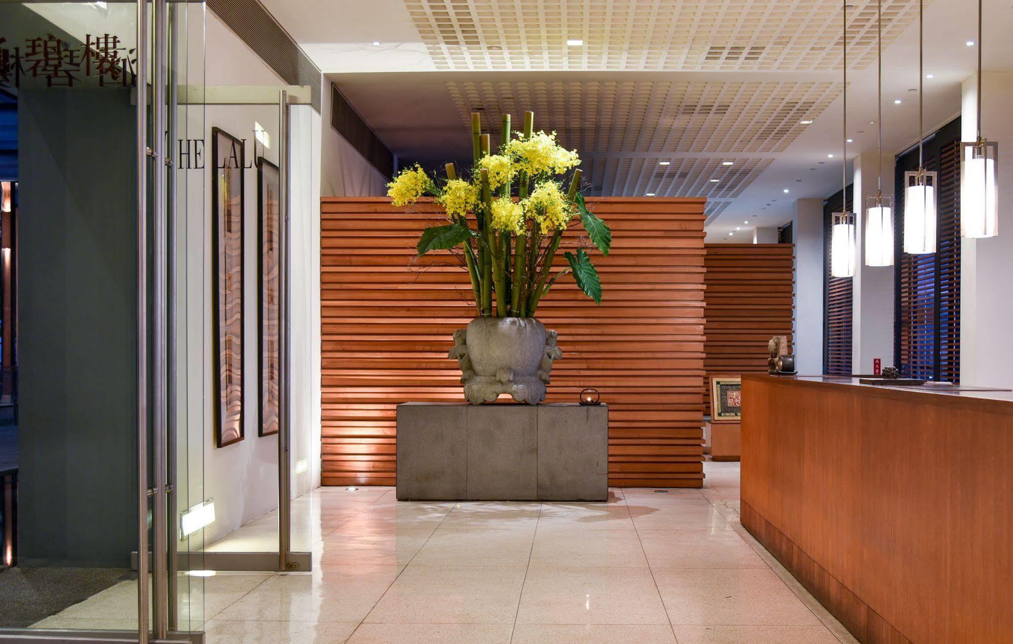 The Lalu Hotel Yuchi Extérieur photo